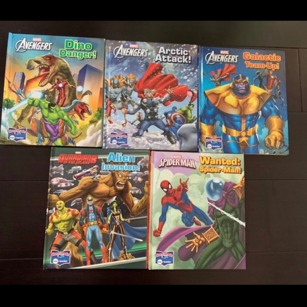 MARVEL STORY BOOK Avengers, Spiderman